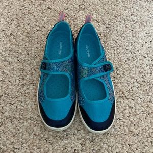 Lands End Maryjane water shoes 6.5. Like new.